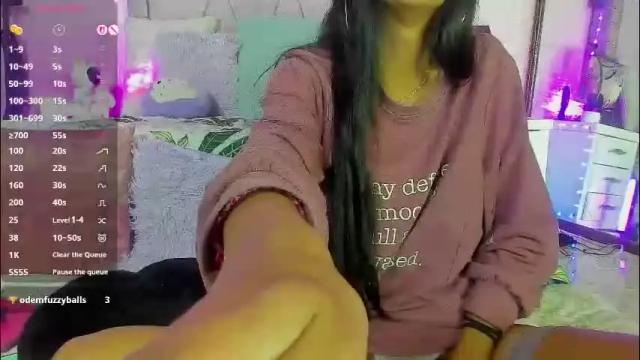 Image 2 of andromedashine Stream on Chaturbate on 3 months ago