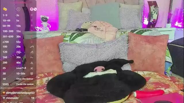 Image 8 of andromedashine Stream on Chaturbate on 2 months ago