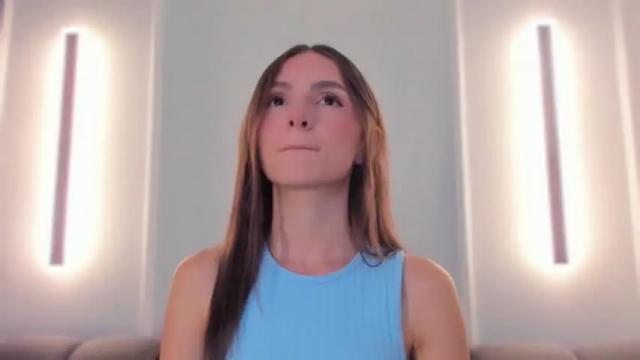 Image 2 of anelisse_ Stream on Chaturbate on 13 months ago