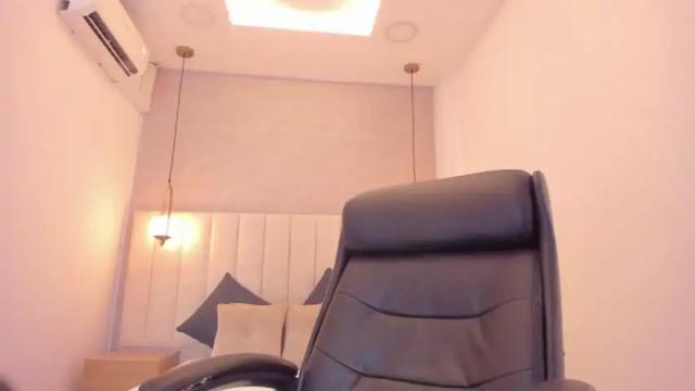 Image 2 of anelisse_ Stream on Chaturbate on 13 months ago