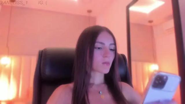 Image 11 of anelisse_ Stream on Chaturbate on 13 months ago