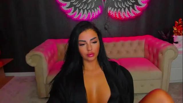 Image 2 of anemariejolie Stream on Chaturbate on 1 month ago