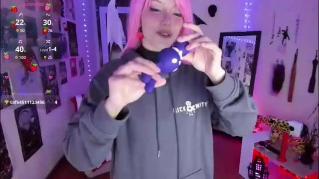 Image 7 of anette_sf Stream on Chaturbate on 2 months ago