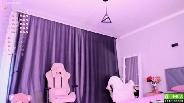 Image 2 of anezz_ Stream on Chaturbate on 16 months ago