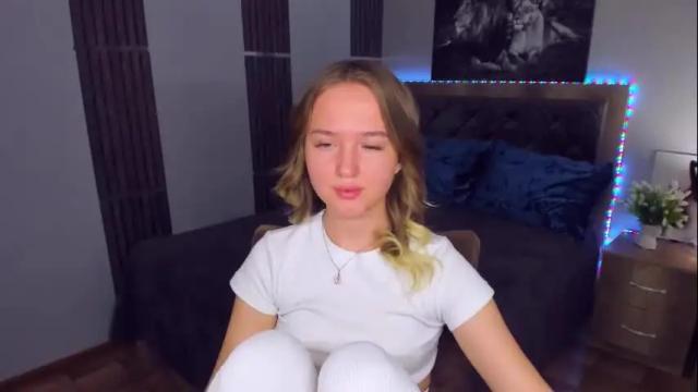 Image 12 of anfisalorns Stream on Chaturbate on 9 months ago