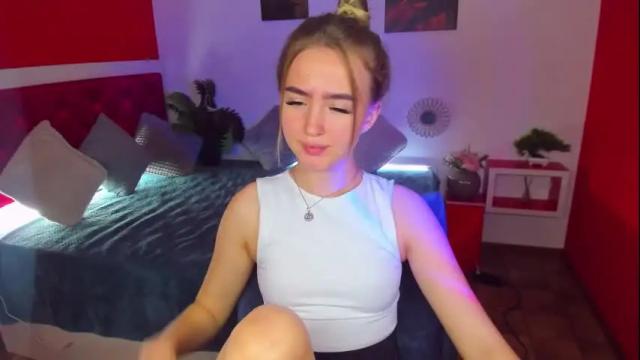 Image 4 of anfisalorns Stream on Chaturbate on 9 months ago