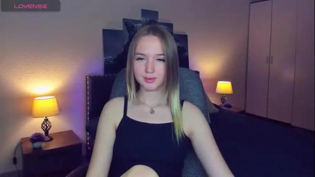 Image 12 of anfisalorns Stream on Chaturbate on 8 months ago