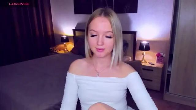 Image 2 of anfisalorns Stream on Chaturbate on 5 months ago