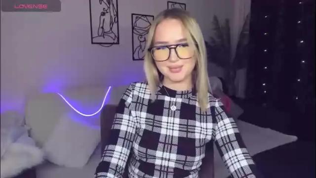 Image 12 of anfisalorns Stream on Chaturbate on 2 months ago