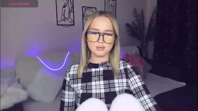 Image 6 of anfisalorns Stream on Chaturbate on 2 months ago