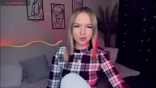 Image 3 of anfisalorns Stream on Chaturbate on 1 month ago