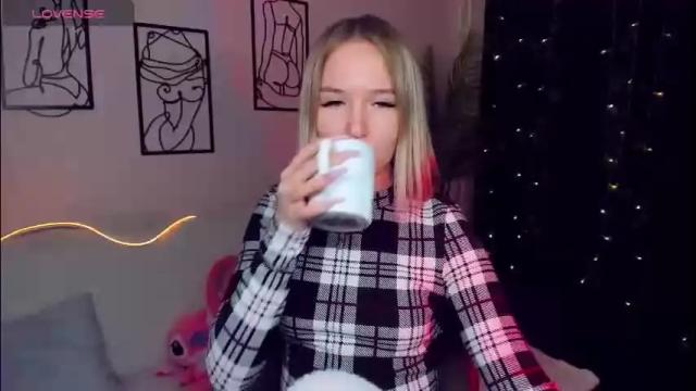 Thumbnail 3, anfisalorns's Stream at Chaturbate, 1 month ago