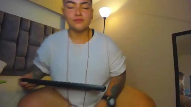 Image 12 of angeel_777 Stream on Chaturbate on 13 months ago