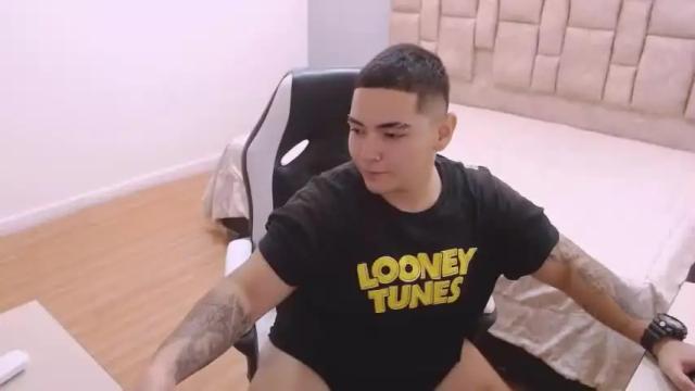 Image 11 of angeel_777 Stream on Chaturbate on 13 months ago