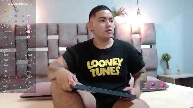 Image 7 of angeel_777 Stream on Chaturbate on 21 months ago