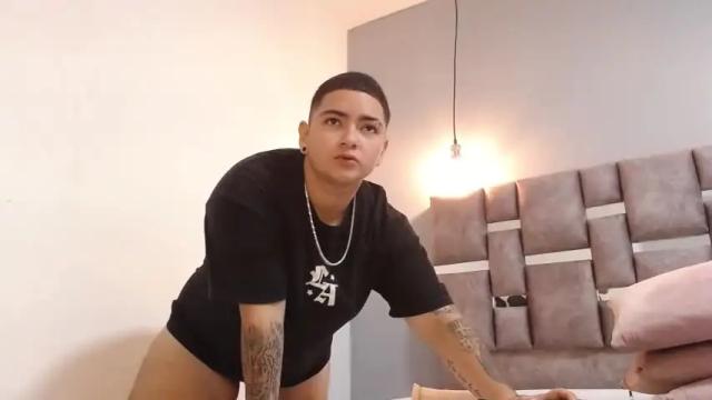 Image 4 of angeel_777 Stream on Chaturbate on 21 months ago