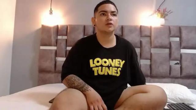 Image 8 of angeel_777 Stream on Chaturbate on 13 months ago