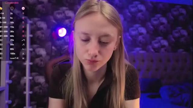 Image 8 of angeellina Stream on Chaturbate on 1 month ago
