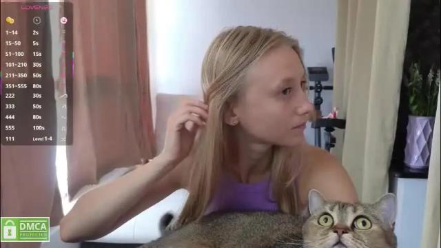 Image 2 of angeellina Stream on Chaturbate on 5 months ago