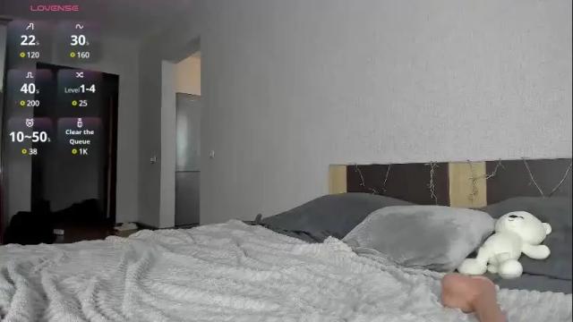 Image 3 of angel_am Stream on Chaturbate on 5 months ago