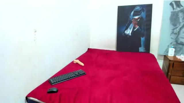 Image 4 of angel_blondie_ Stream on Chaturbate on 14 months ago