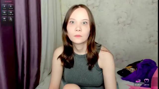 Image 7 of angel_doll585 Stream on Chaturbate on 1 month ago