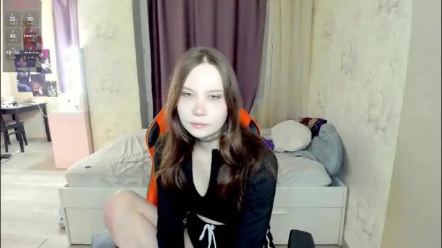 Image 3 of angel_doll585 Stream on Chaturbate on 2 months ago