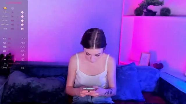 Image 7 of angel_elis Stream on Chaturbate on 16 months ago