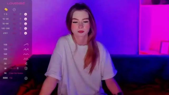 Image 2 of angel_elis Stream on Chaturbate on 16 months ago
