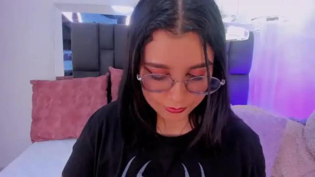 Image 12 of angel_font Stream on Chaturbate on 19 months ago