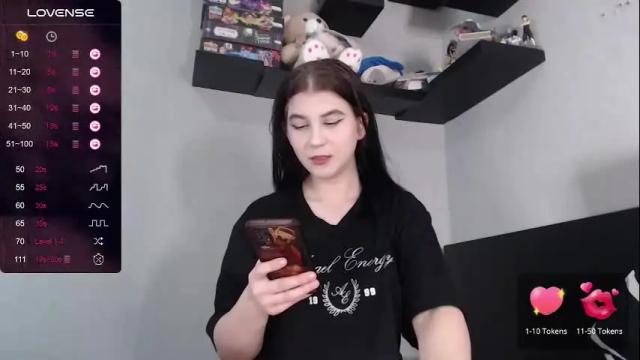 Image 2 of angel_gelya Stream on Chaturbate on 10 months ago