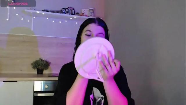 Image 3 of angel_gelya Stream on Chaturbate on 13 days ago