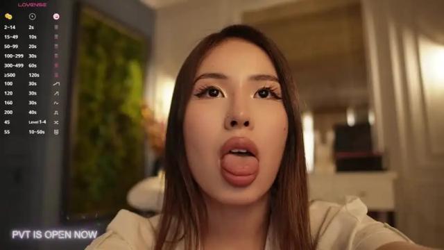 Image 10 of angel_luisa Stream on Chaturbate on 4 months ago