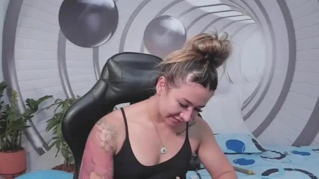 Image 7 of angel_martins Stream on Chaturbate on 13 months ago