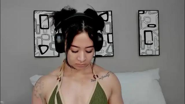 Image 4 of angel_martins Stream on Chaturbate on 1 month ago