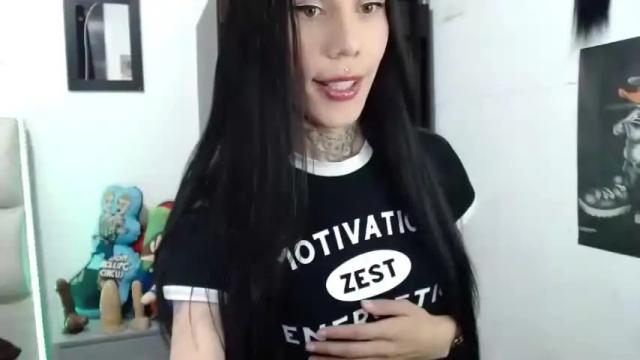 Image 4 of angel_moon69_ Stream on Chaturbate on 15 months ago