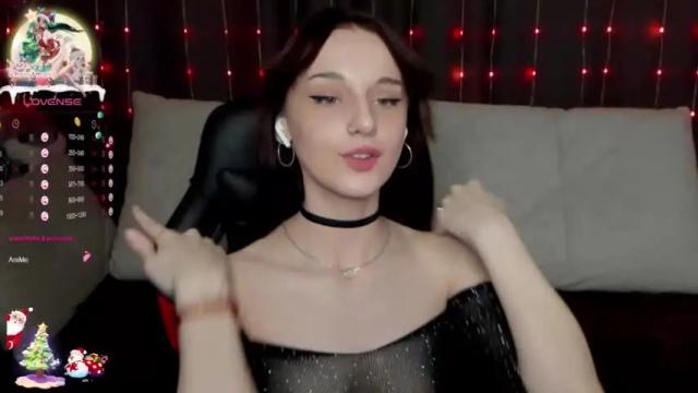 Image 8 of angel_runa Stream on Chaturbate on 13 months ago