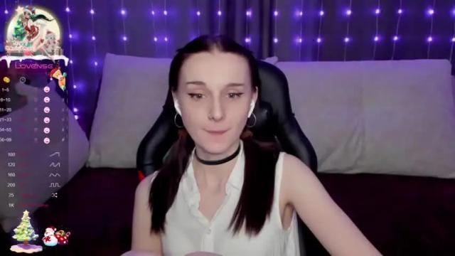 Image 6 of angel_runa Stream on Chaturbate on 13 months ago