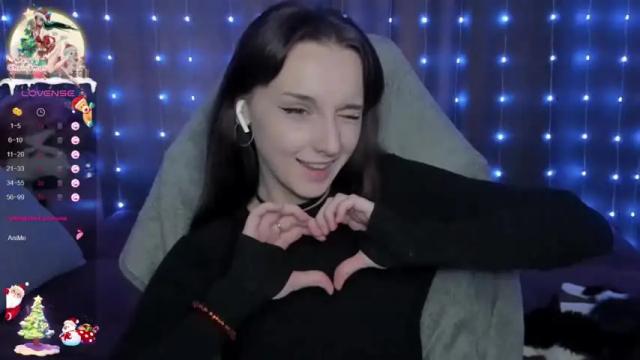 Image 4 of angel_runa Stream on Chaturbate on 12 months ago