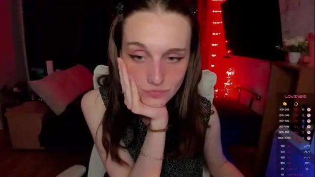 Image 10 of angel_runa Stream on Chaturbate on 4 months ago
