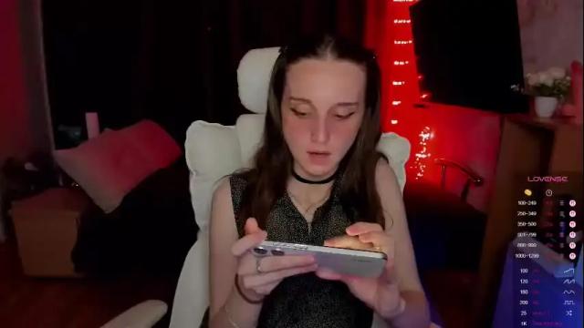 Image 11 of angel_runa Stream on Chaturbate on 4 months ago