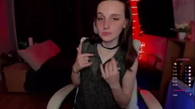 Image 3 of angel_runa Stream on Chaturbate on 4 months ago