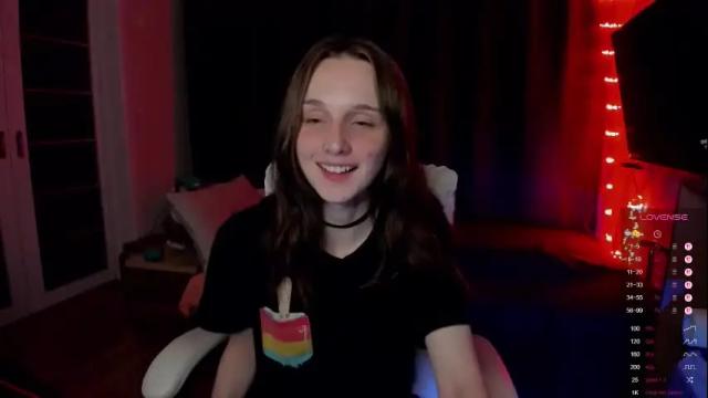 Image 4 of angel_runa Stream on Chaturbate on 4 months ago