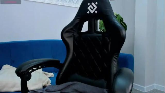 Image 3 of angel_sapphire_ Stream on Chaturbate on 12 days ago