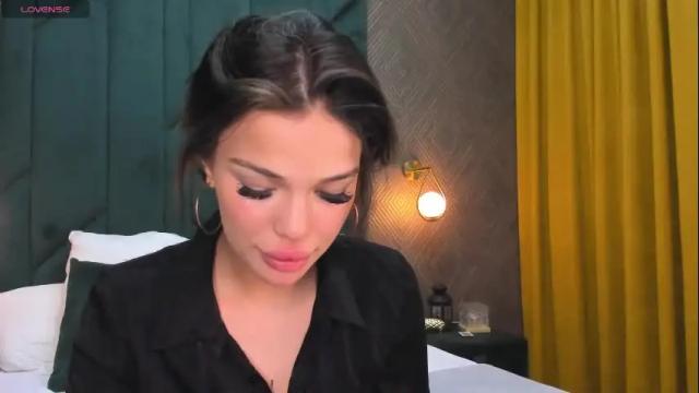Thumbnail 1, angel_sapphire_'s Stream at Chaturbate, 1 month ago
