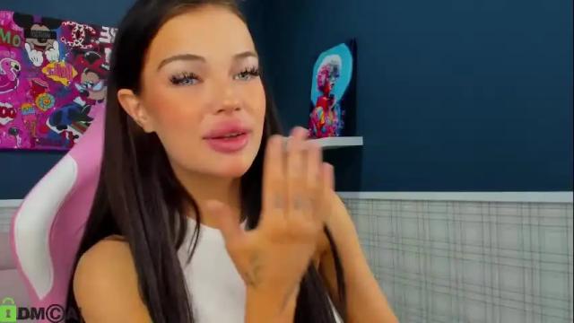 Image 7 of angel_sapphire_ Stream on Chaturbate on 1 month ago