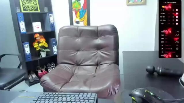 Image 10 of angel_smiile Stream on Chaturbate on 15 months ago