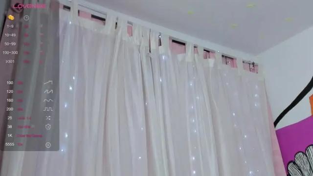 Image 11 of angel_smile18 Stream on Chaturbate on 15 months ago