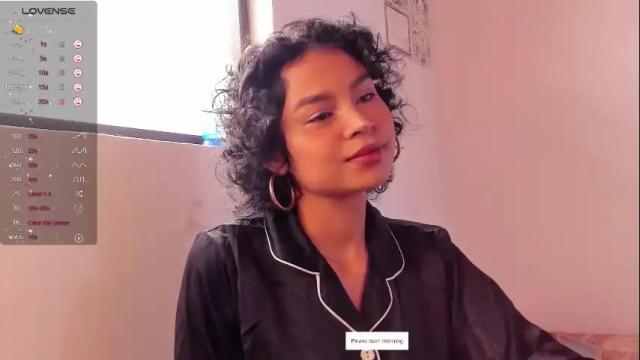 Image 3 of angel_smile18 Stream on Chaturbate on 1 month ago