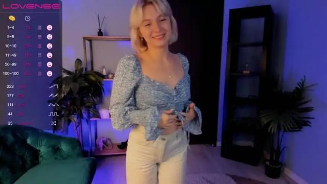 Image 2 of angel_sunset Stream on Chaturbate on 20 months ago